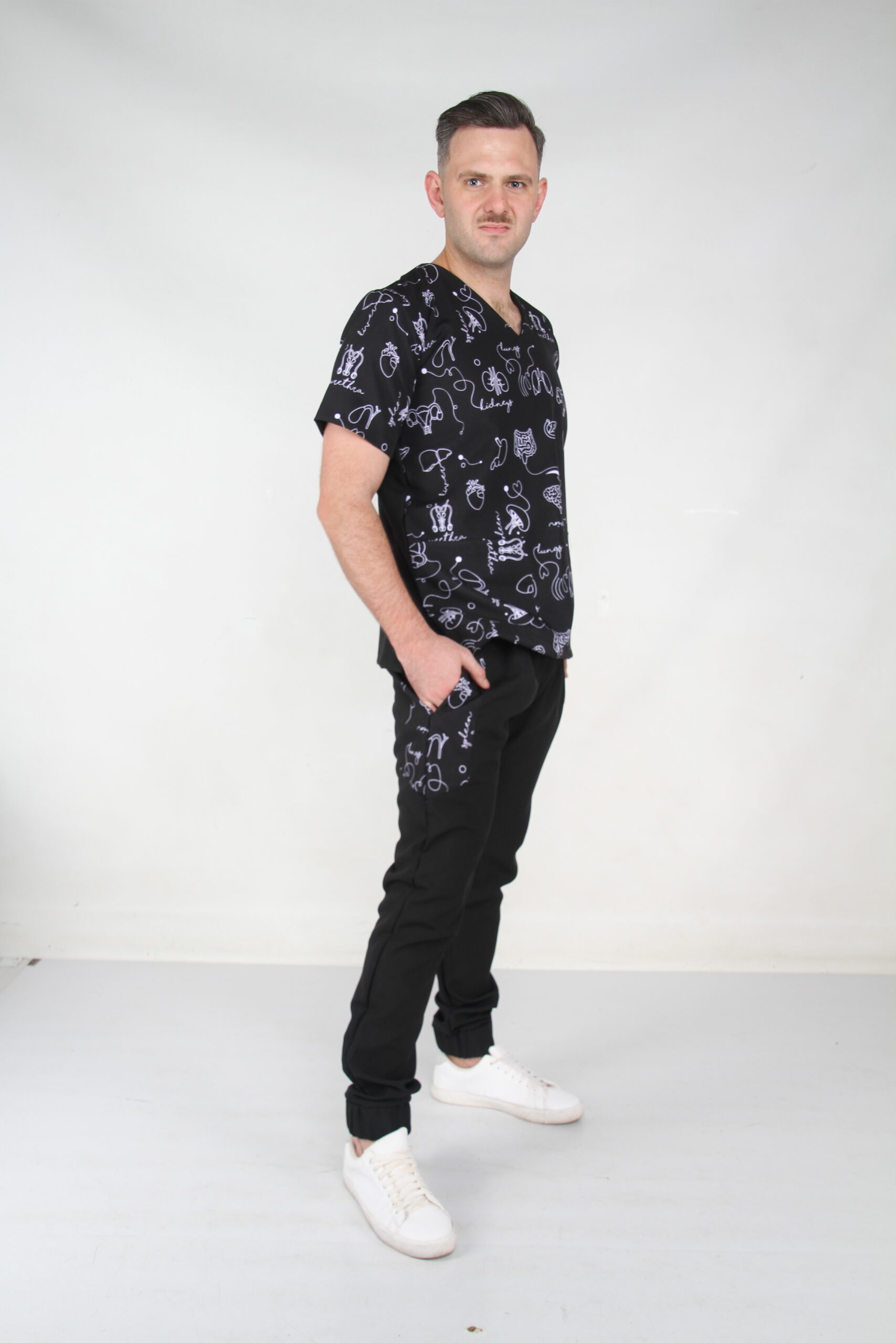 Viungo Black - Image 2