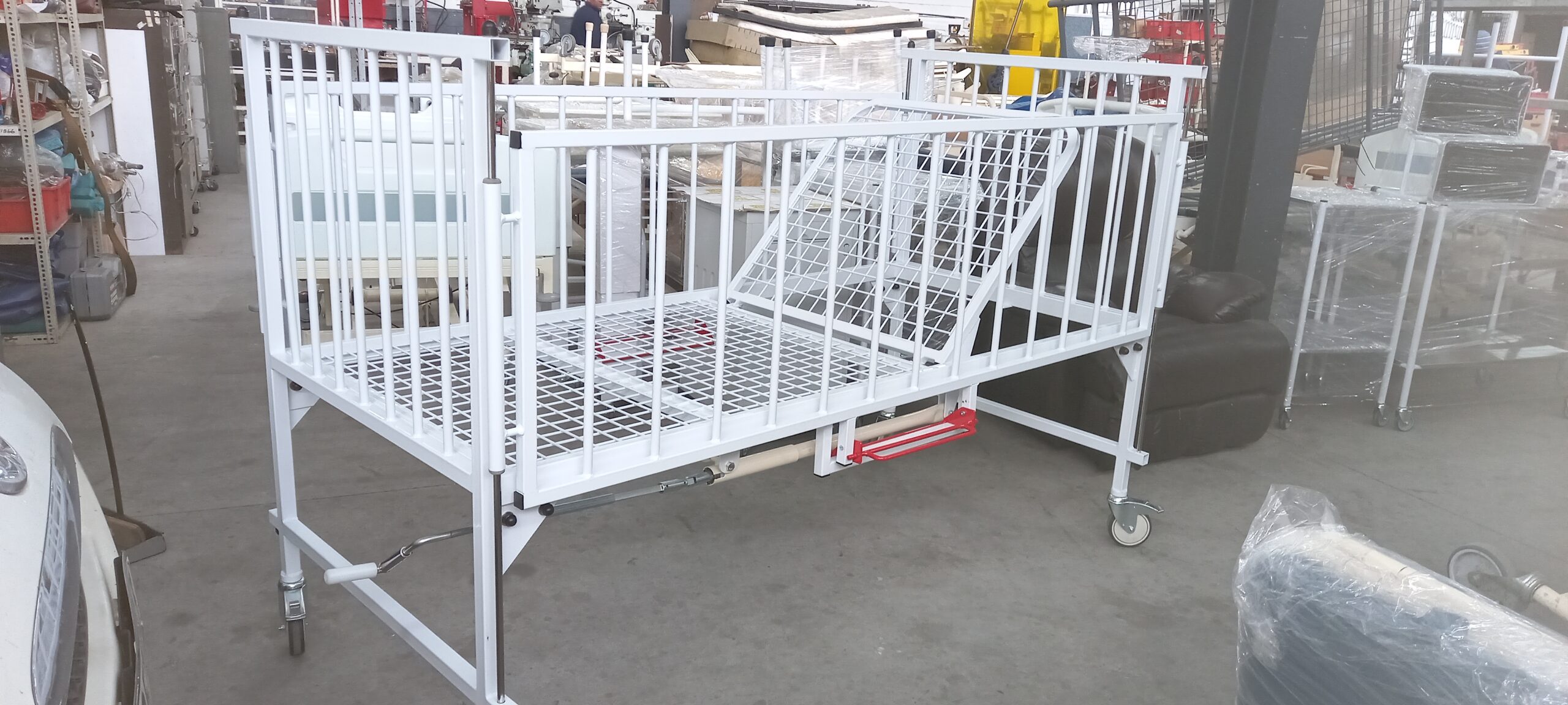 M10B Cot -Adult With Trendelenburg And Winding Backrest (Excluding Mattress) - Image 3